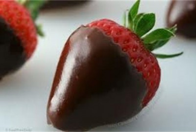 Strawberry in Chocolate - Vegan